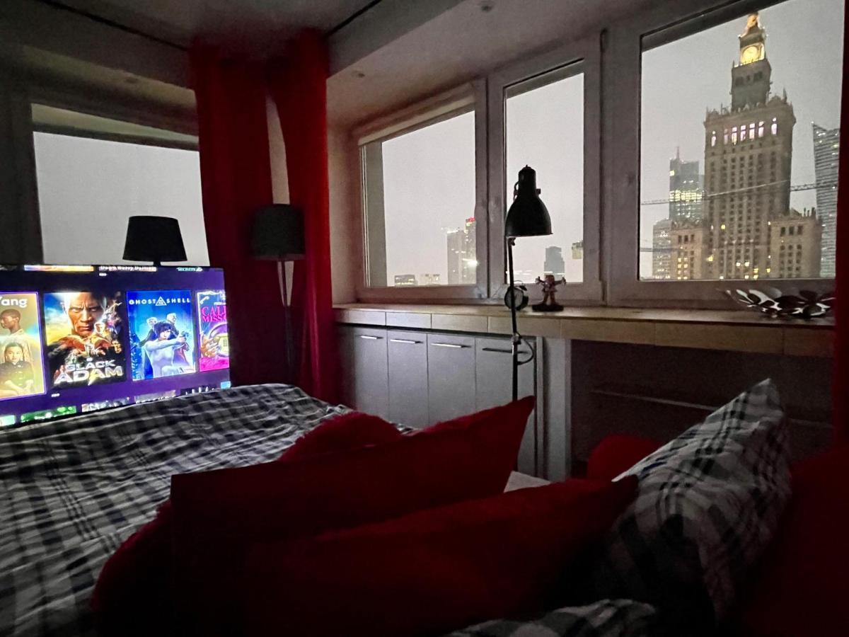 Love Metro Wifi 300Mbs 65'Tv Netflix Hbo Appletv+ Варшава Экстерьер фото